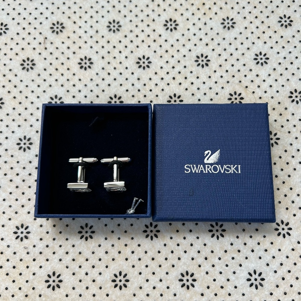 Swarovski Elegant Silver Cufflinks